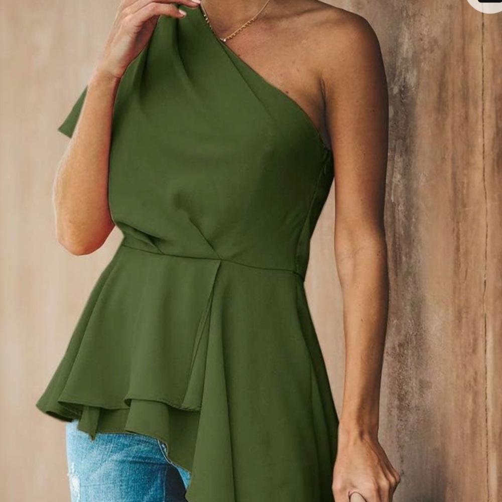 BOGO New one shoulder top